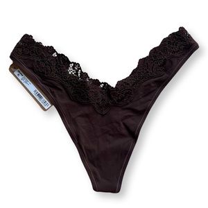 SKIMS Fits Everybody Lace Dipped Thong
